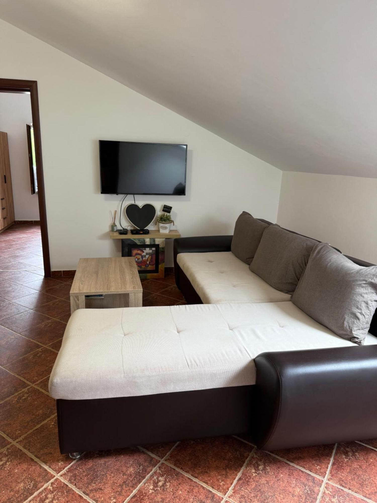 Apartment Atina Kotor Eksteriør bilde